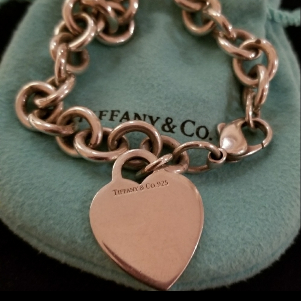 Tiffany & Co. 💙 Charm Link Bracelet